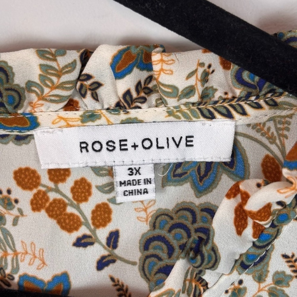 Rose & Olive Womens Lightweight Short Sleeve Floral Ruffle Hem Pleated Top 3X - Picture 4 of 11